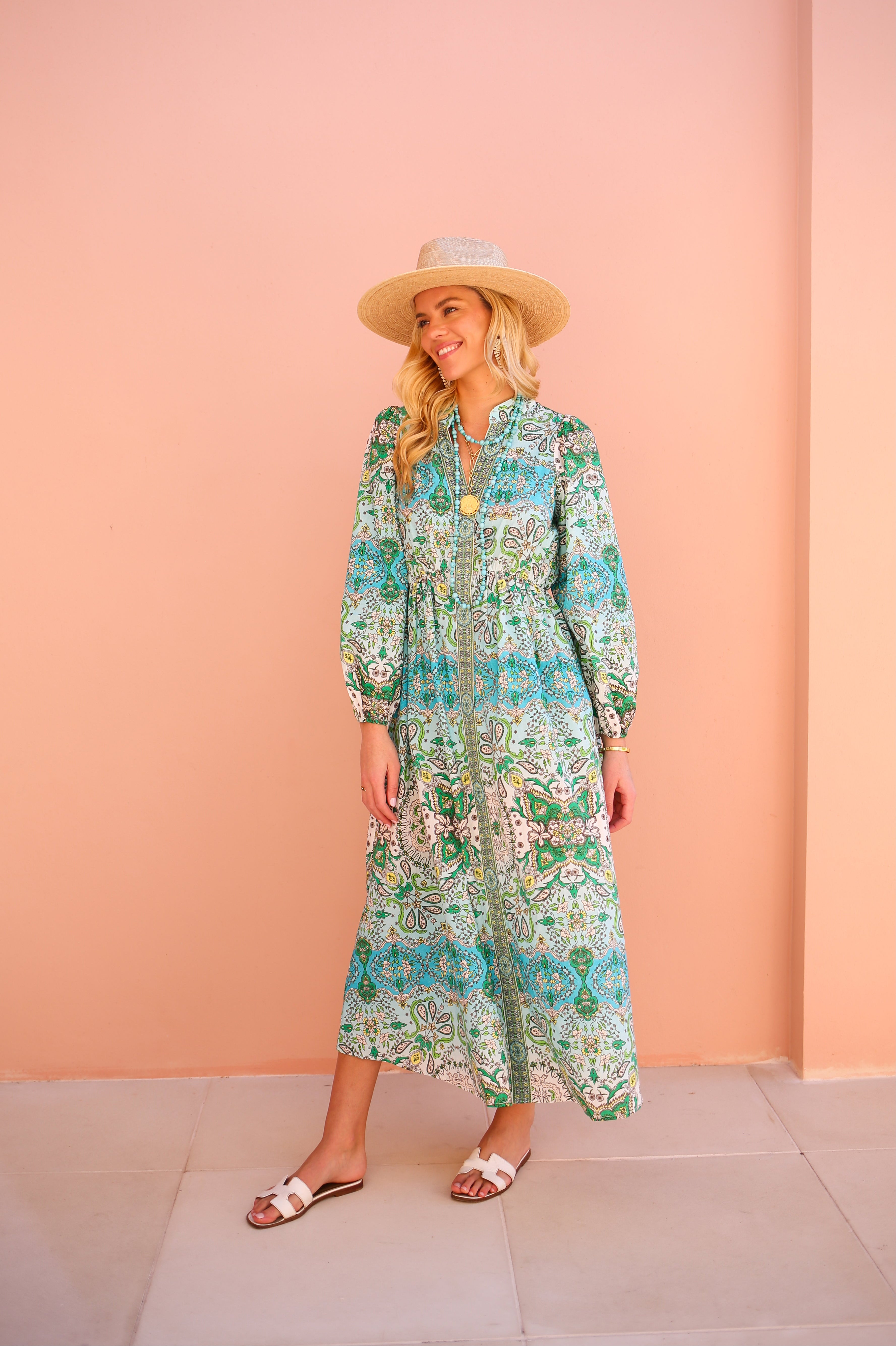 Park Avenue Dress – Everyone Loves The Weekend